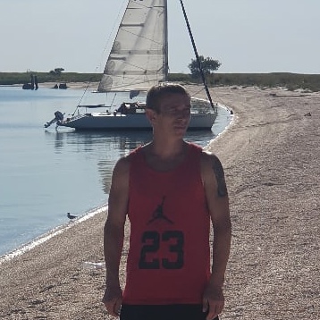 Рома Майоров